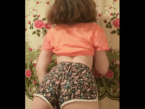 ❤️ La joven sexy hace un striptease grabando sus calzoncillos en la cámara ❤️❌ Porno vk en es.ttsex.ru ❌️