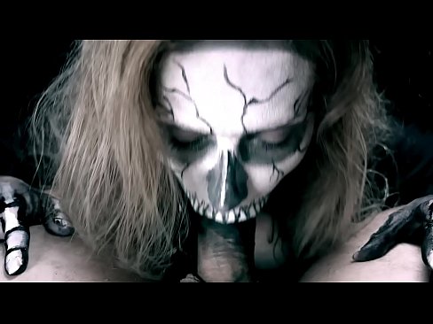 ❤️ Demon girl chupando pollas con su boca negra y tragando semen ❤️❌ Porno vk en es.ttsex.ru ❌️